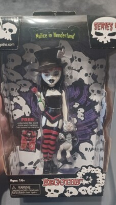 Bleeding Edge BeGoths Doll Malice In Wonderland Series 4 Vinyl 8