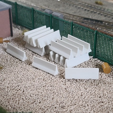 Model railway Jersey Barriers - Concrete OO Gauge 1:76 14 Pack