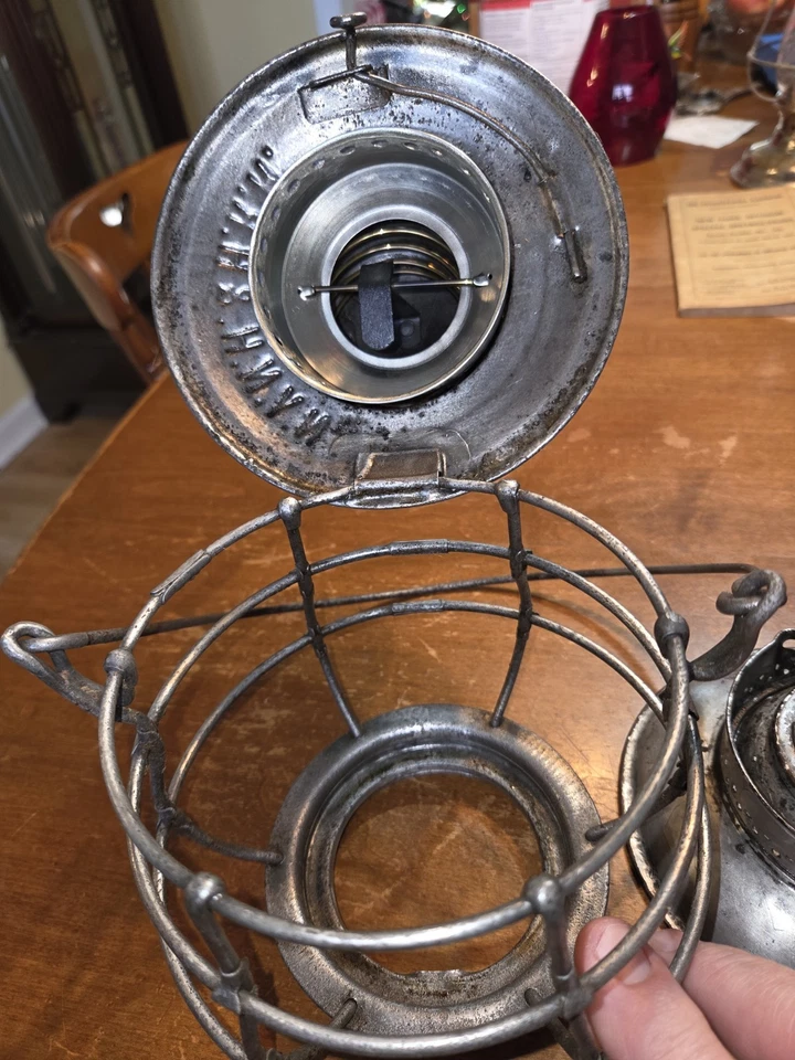 NYNH&H Lantern- Bell Bottom By Dietz- New Haven  Railroad  - Image 4 of 4