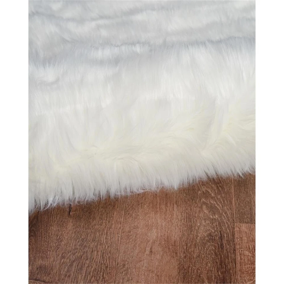 Linon Shep Faux Fur Tufted Acrylic 3'x5' Rug in White - Image 3 of 4
