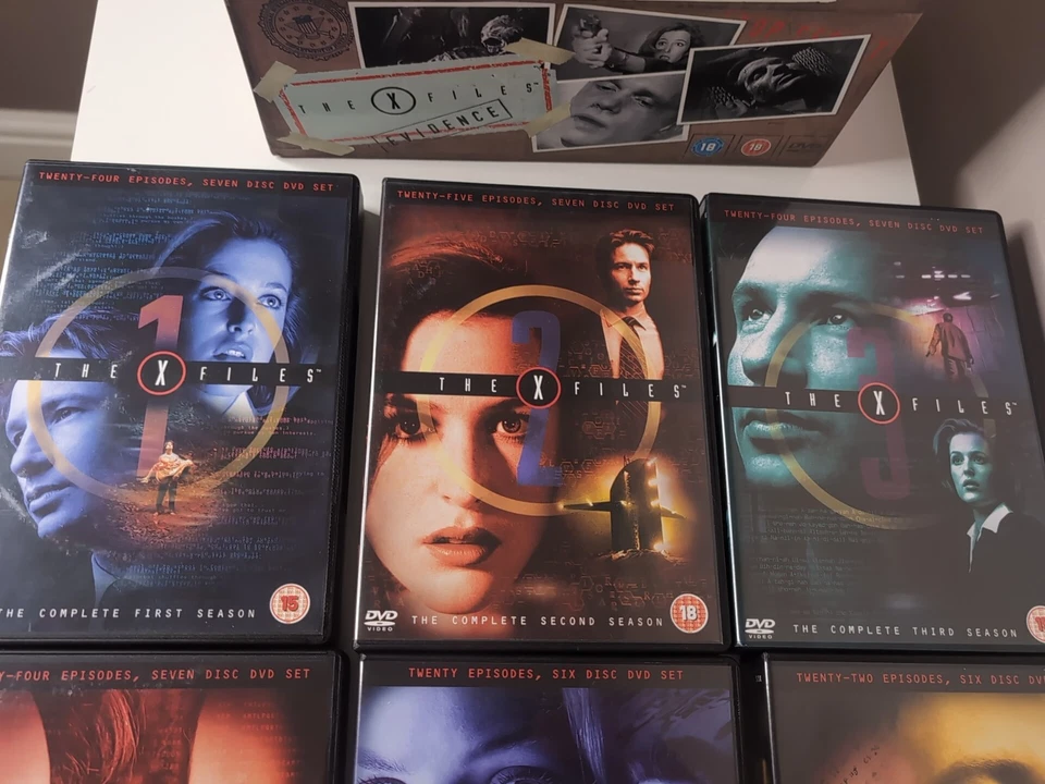 🌌 The X-Files - Series 1-9 Complete DVD Collection (2006) – Near Mint Condition - Image 3 of 4