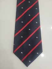 BURBERRY London Necktie 3.5 X 56 - 100 Silk Navy, Red  Silver Horse Logo Tie
