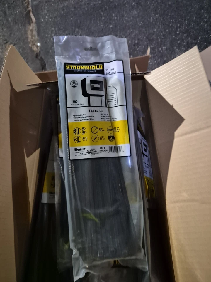 Bridas de cable Panduit Strong Contractor 50 lb negras Foto 4 de 4