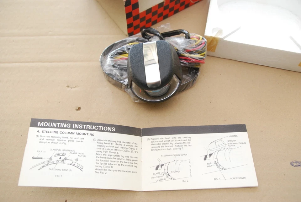 Voltímetro horizontal tablero coche clásico vintage 12V Toyota Mazda Datsun Mitsubishi Foto 2 de 4