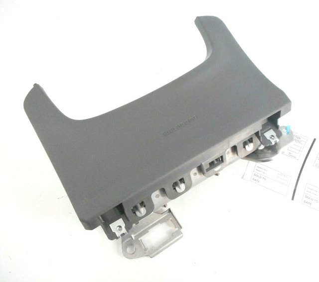 Toyota prius airbag