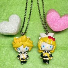 Vocaloid × Hello Kitty 2012 Llavero Kagamine Rin Len Set Mini Figura Sanrio