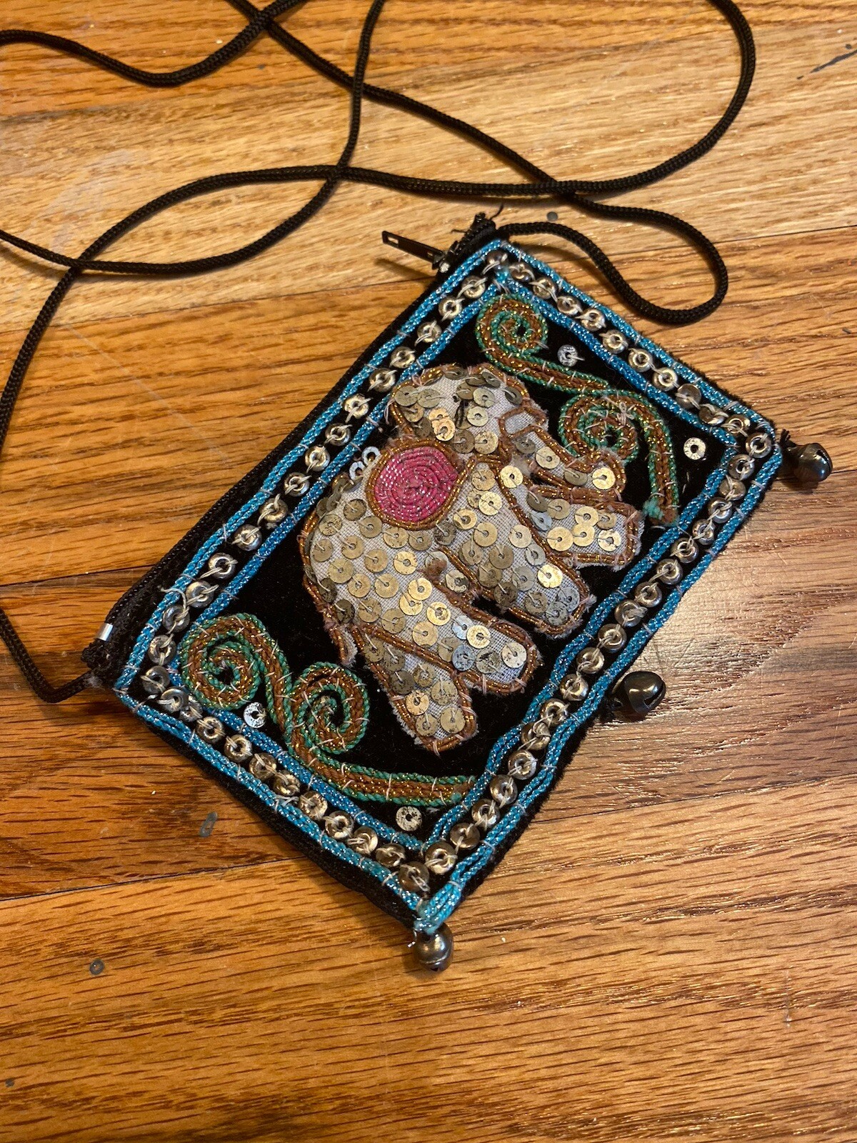 Tiny Crossbody Elephant Embroidered Essentials Pu… - image 5