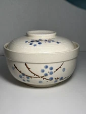 Asian Style Ceramic Soup-Rice-Noodle Bowl With Lid Blue Plum Design 