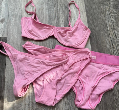 Skims bubblegum bra and underwear bundle 