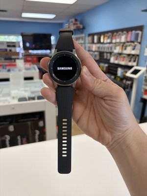 Samsung Galaxy Watch SM-R805U 46mm Silver Case Classic Buckle Black Flawless
