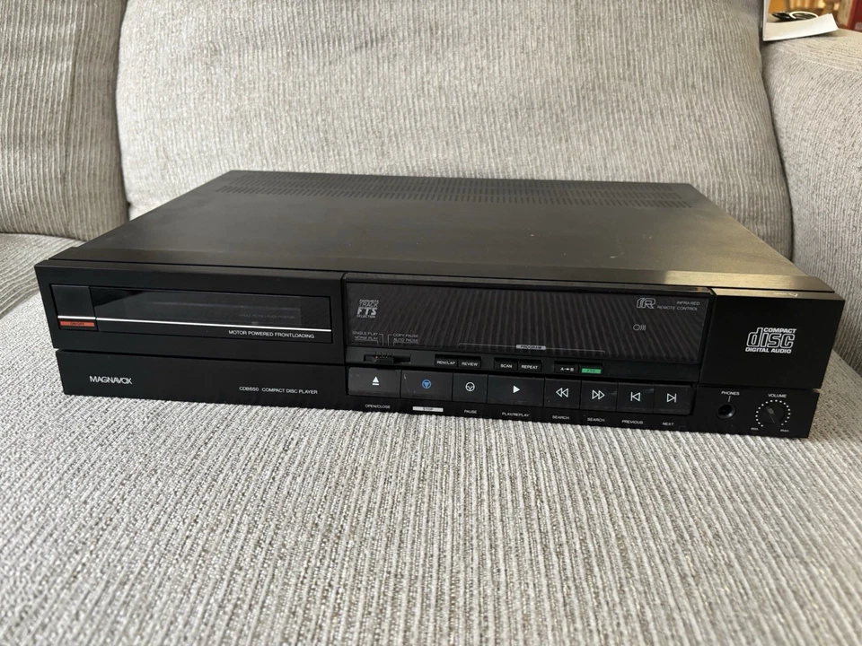 Reproductor de discos CD HiFi Magnavox CDB650 SIN CONTROL REMOTO PROBADO FUNCIONANDO Foto 3 de 4