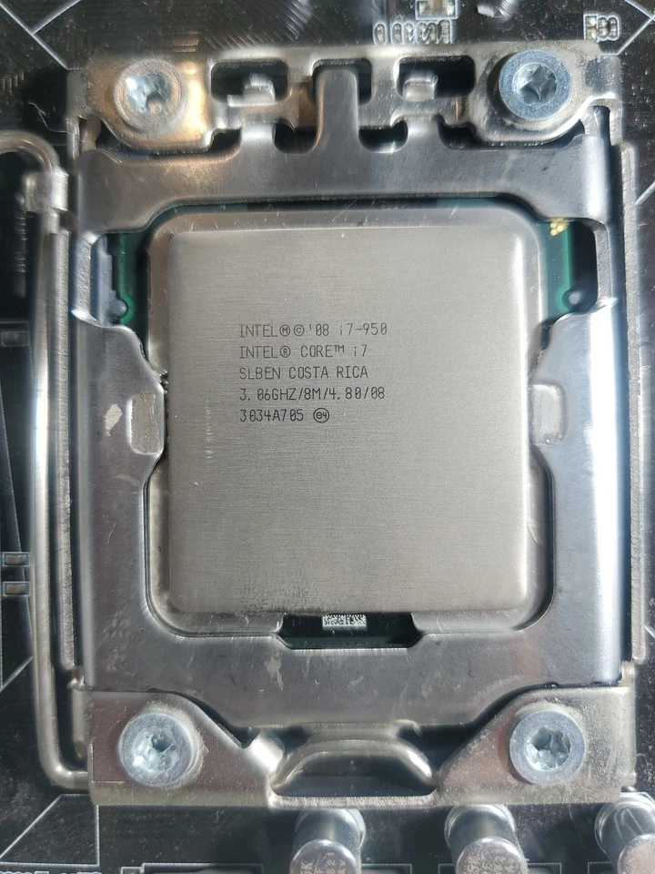 ASUS Sabertooth X58 BUNDLE - Intel i7-950 + 12GB PNY DDR3 RAM (Motherboard tot) - Bild 2 von 4