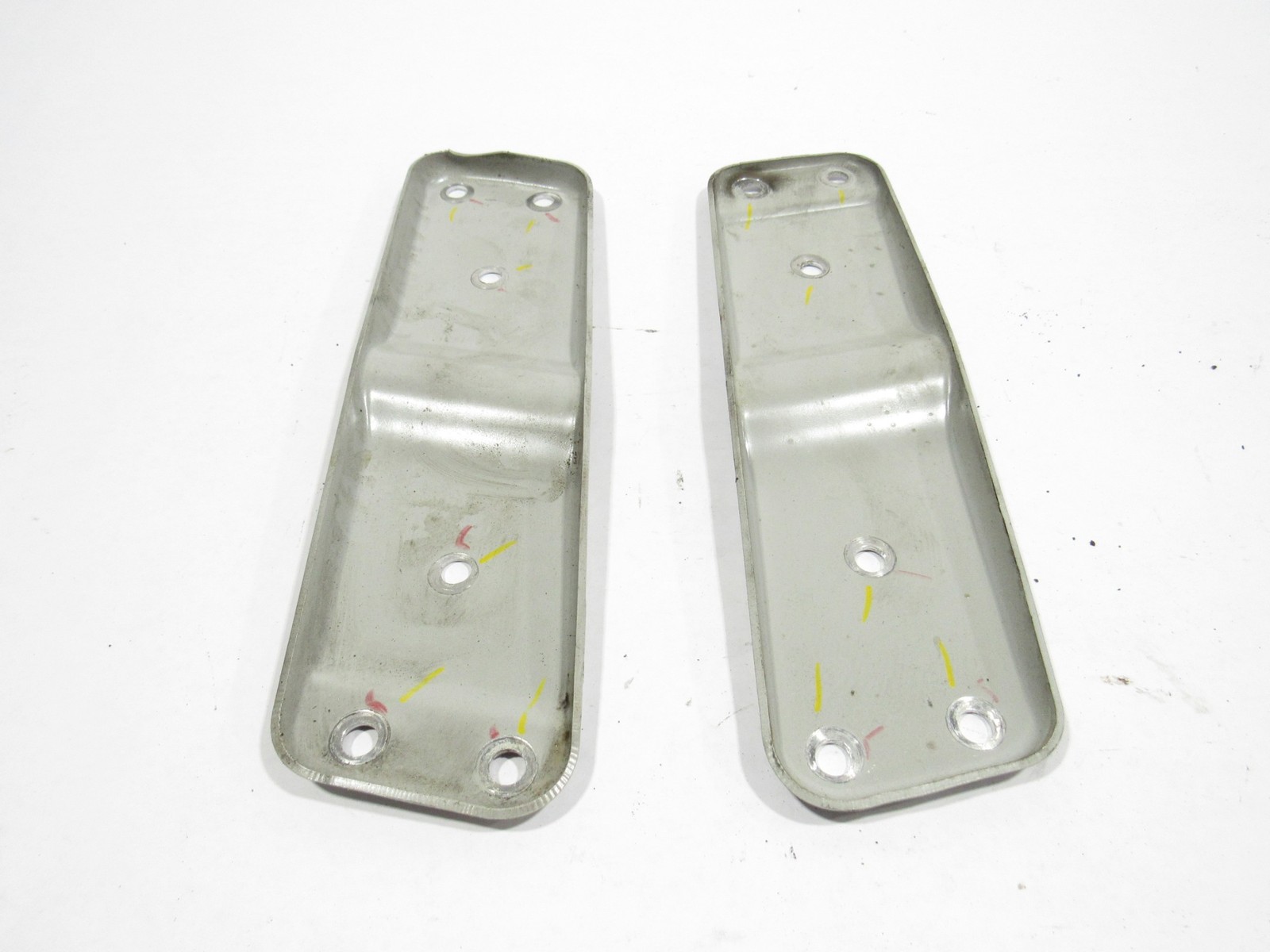 Ferrari 458 Italia 2011 Right Left Fuel Pipe Guard Plate Bracket Set 09-15 ;:Y
