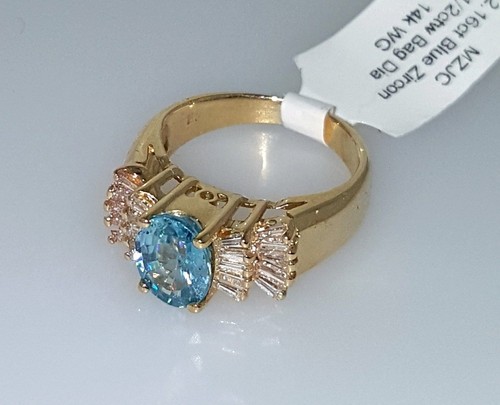 OVAL BLUE ZIRCON and BAGUETTE DIAMONDS RING 2.12 ctw, 14k Yellow Gold, Size 4.75 - Picture 12 of 12