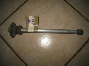 KL 650 B Tengai KL650B Steckachse Rad Achse Hinten Hinterrad axle rear wheel