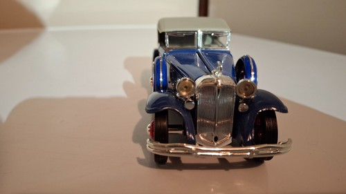 1932 Chrysler lebaronn 1/32 scale diecast model, used in display cases - Picture 11 of 12