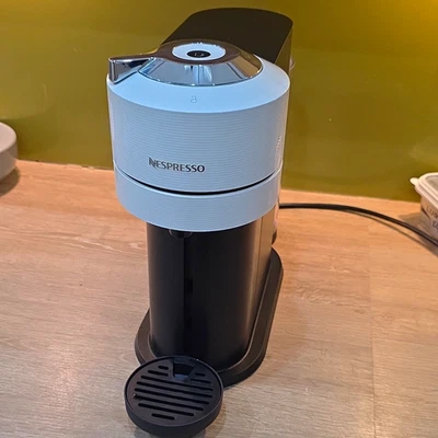 Nespresso Vertuo Next Capsule Coffee Machine Black/White Water Tank & Drip Tray