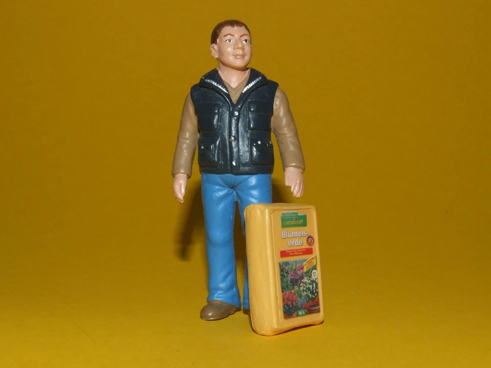 4) Schleich Mensch Mann Raiffeisenmann Raiffeisen Sondermodell 82746 - Bild 1 von 4
