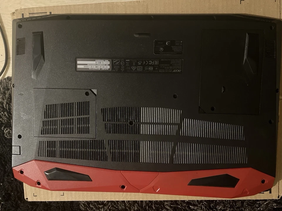 Acer Predator Helios 300 I5-7300 16GB RAM 1TB SSD GeForce GTX 1060 Windows 10 - Image 2 of 4