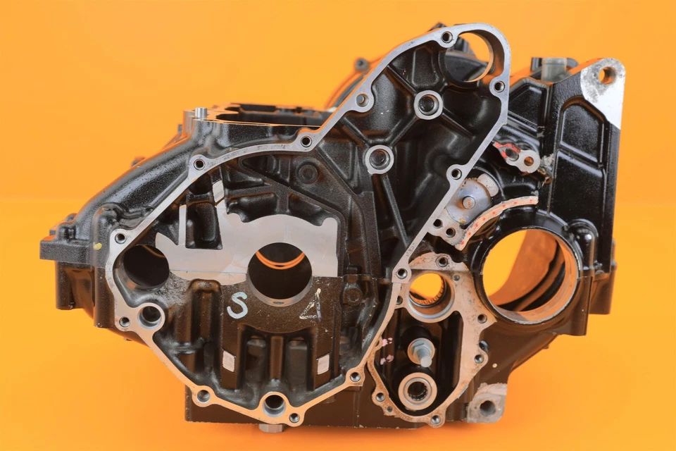 15-16 2016 Vulcan S 650 OEM Crankcase Crank Case Set Bottom Upper Lower Cases - Imagem 2 de 4