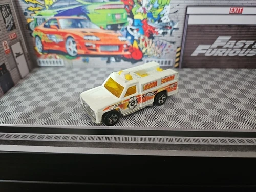 Vintage Hot Wheels Rapid Responder Fire truck Combine postage