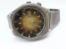 VINTAGE "ORIENT" SK CRYSTAL 46941 RARE DIAL WRIST WATCH MEN’S AUTOMATIC DATE DAY