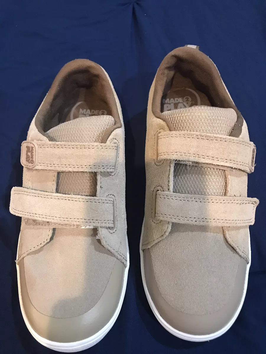 NEW Stride Rite Boys Jude Sneaker Shoes Wheat 2M