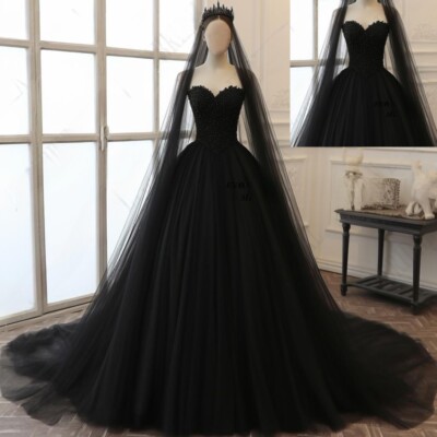 Gothic Black A-line Wedding Dresses Sweetheart Neck Sleeveless