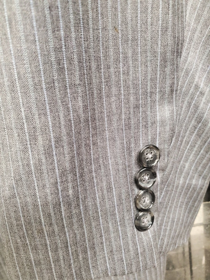 Hickey Freeman Wool Gray Striped Blazer Jacket Sport Coat 44 R USA MADE MINT - Image 4 of 4