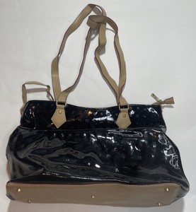 arcadia black patent leather purse