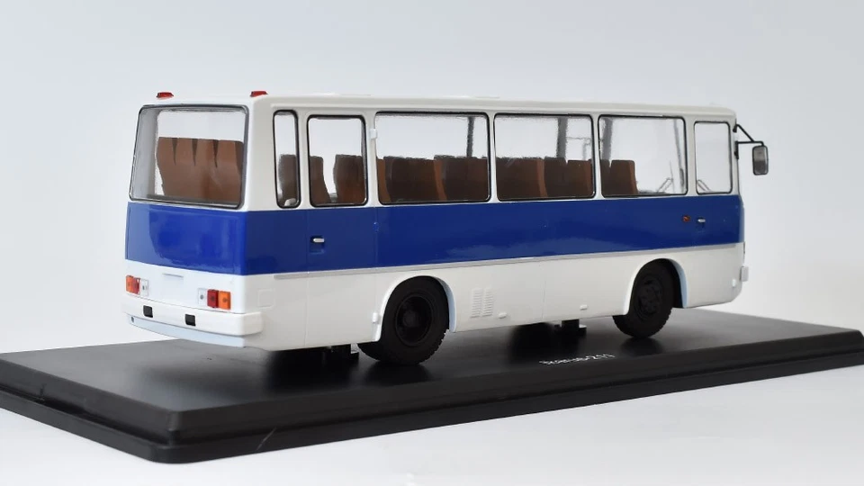 Ikarus 211 - Blau/Weiß - Modell Pro 1:43 - Bild 3 von 4
