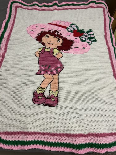 Vintage Strawberry Shortcake Crocheted Blanket Afghan Crib Youth Bed