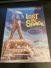 NEW! LOST IN SPACE MODEL KIT (Polar Lights/1997) *NIP*