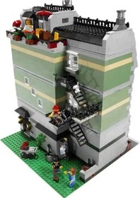 Alt of Lego Creator: Green Grocer (10185) With 2352 Pcs. Generic Bricks. Read!