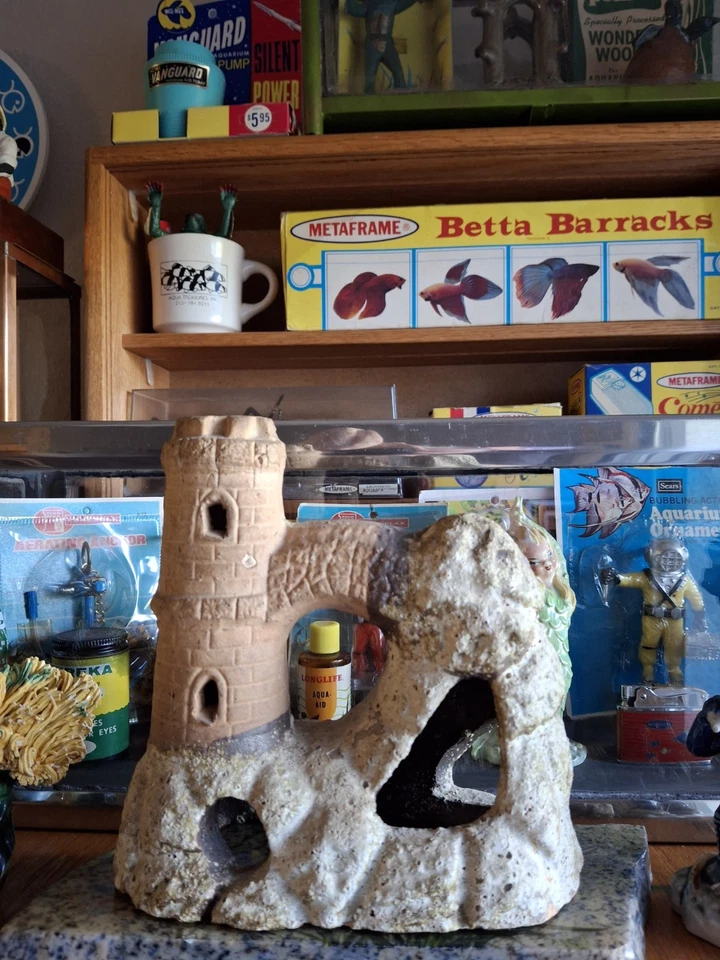 Antigua pecera de acuario vintage de 1900 castillo de arcilla de cerámica americana de 7 1/2" de alto Foto 4 de 4