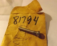 1 NOS GARCIA MITCHELL 1040 1060 1090 1120 Big Game FISHING REEL knob screw 81794