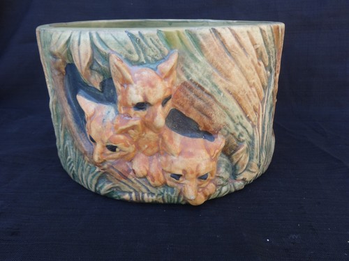 VINTAGE WELLER KERAMIK HOLZKUNST PFLANZGEFÄSS/VASE DREI FÜCHSE 8" X 4 1/2" - Bild 1 von 8