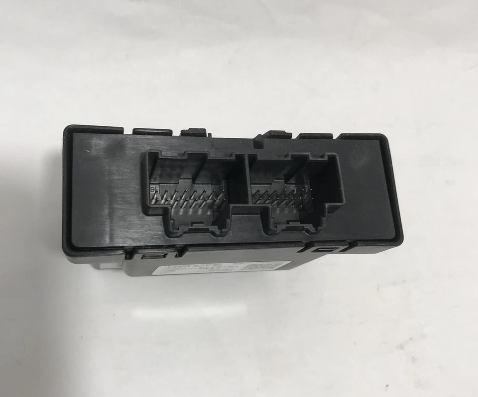 2017 Buick Encore Chevrolet Trax Park Assist Computer Control Module 13512359 - Imagem 3 de 3