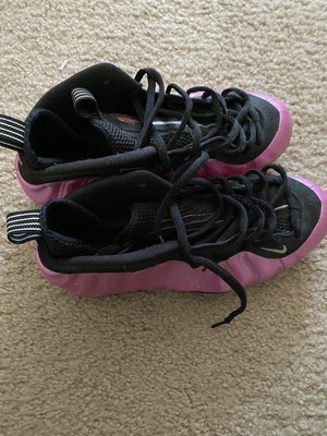 nike foams pink