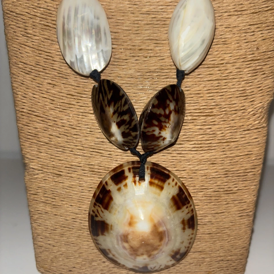 Colar havaiano Opichi Limpet concha 29-36 longo vintage exclusivo único Y2K - Imagem 2 de 4