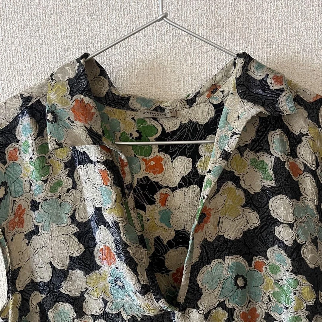 Abito smanicato Bottega Veneta floreale seta taglia 38 cravatta vita look elegante