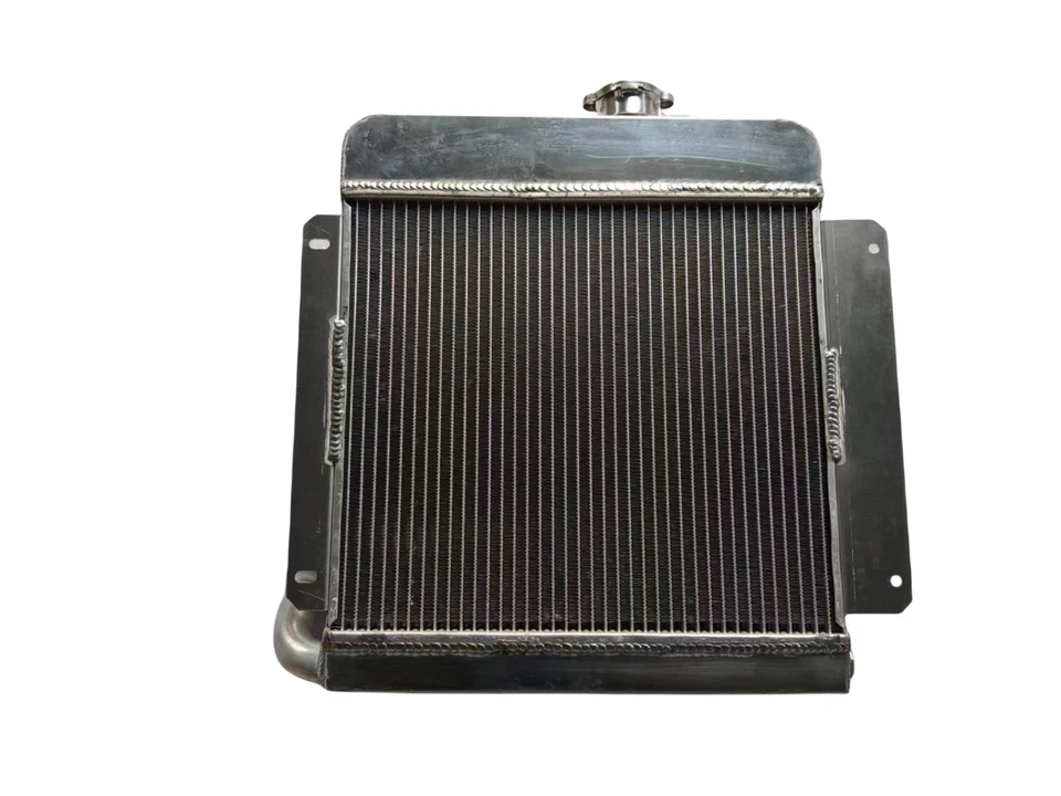 Radiador BMW E10 2002/1802/1602/1600/1502 TII/TURBO 1966-1977 MT Foto 4 de 4