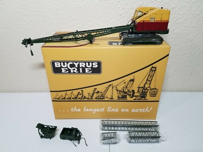 Bucyrus-Erie 22-B Crane, Clam, Dragline Metal Tracks - EMD 1:50 Scale #T003 New