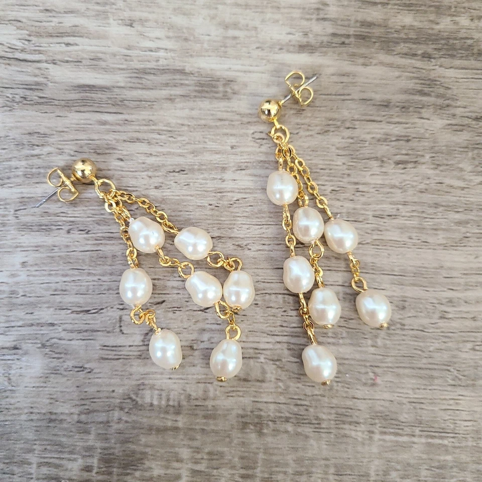 Pendientes perforados vintage 1999 Avon Multi Hilo ilusión perlada tono dorado Foto 4 de 4