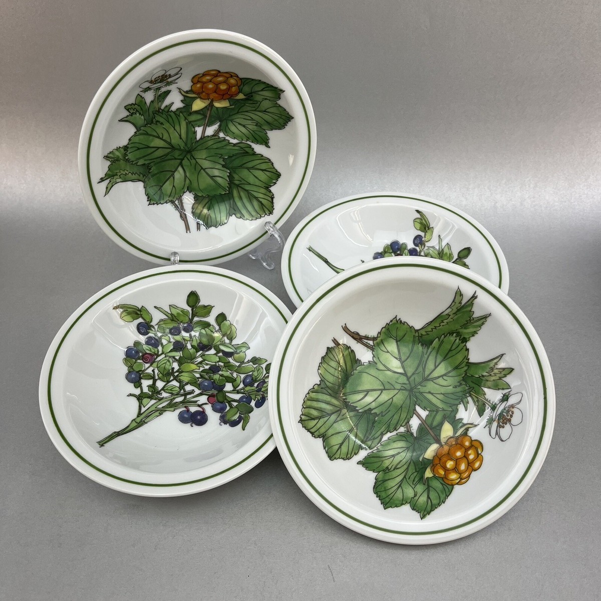 IKEA MIDSOMMAR SPAL Set of 4 Porcelain Floral Cereal Bowls 