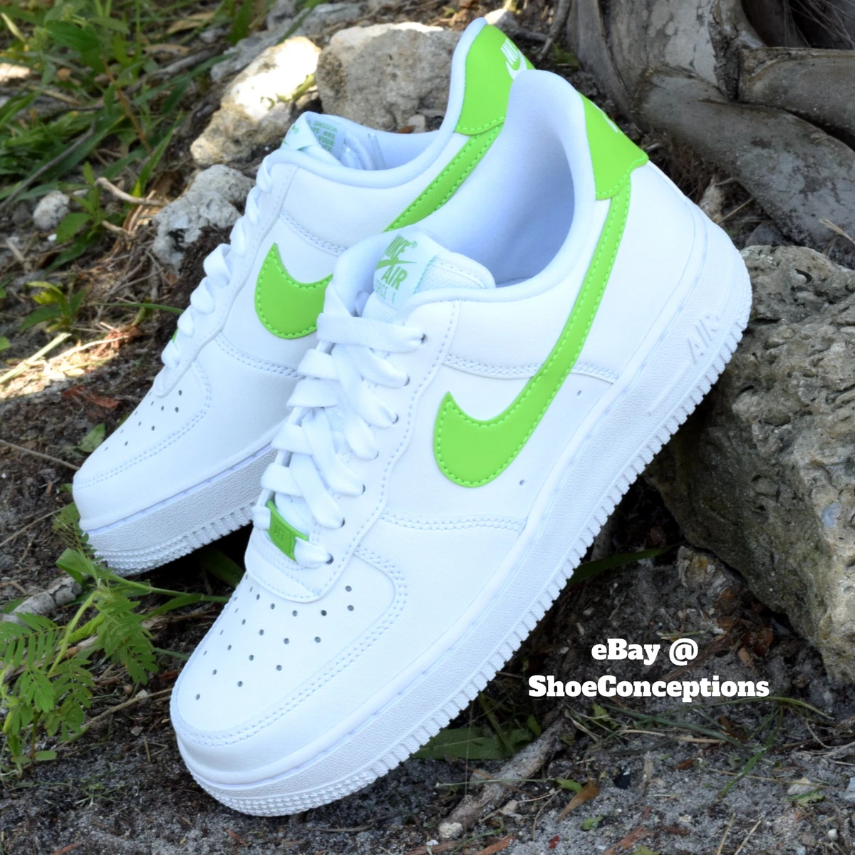 Nike Womens Air Force 1 07 Shoes