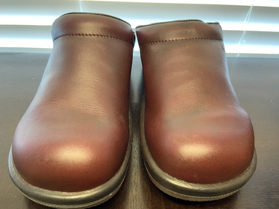 Женские рабочие мокасины сабо Sanita Chili коричневая кожа 40 (10 США) - Изображение 2 из 4