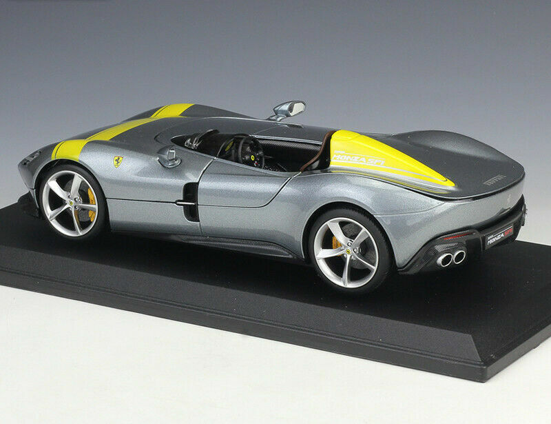 FERRARI MONZA SP1 SILVER GRAY BY MAISTO 1:18 BRAND NEW IN BOX WITH