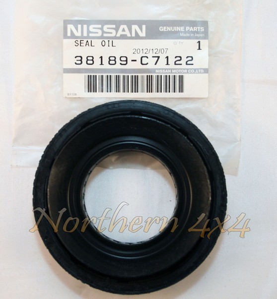 Genuine Nissan GQ Y60 GU Y61 Patrol Front Diff Pinion Seal H233b for