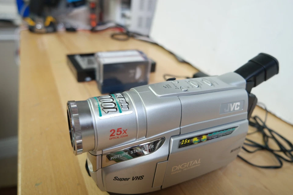 JVC GR-SXM37U Super VHS-C Camcorder Video Playback, Record Transfer ✨✨✨Nice - Image 3 of 4